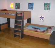dětská postel